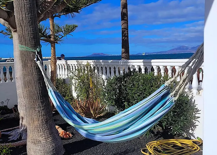 Villa La Maja Beachfront